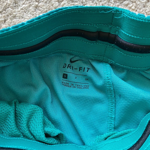 Nike Elite basketball shorts Women’s Small - Picture 4 of 4